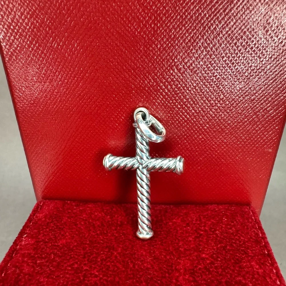 David Yurman .925 Sterling Silver Cable Rope Cross Pendant Amulet Men's